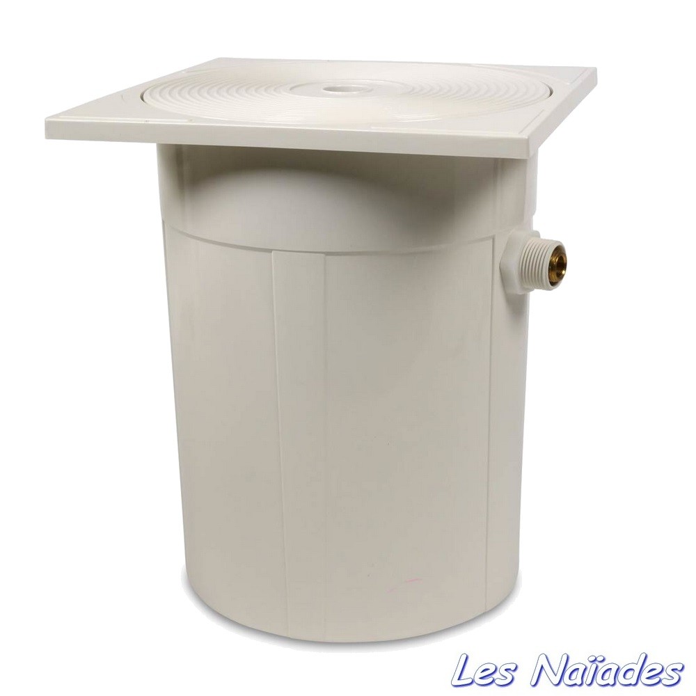 Swimming pool level compensator